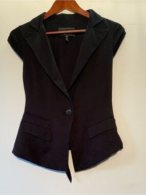 BCBGMaxAzria Black sleeveless Single-Button Blazer Vest